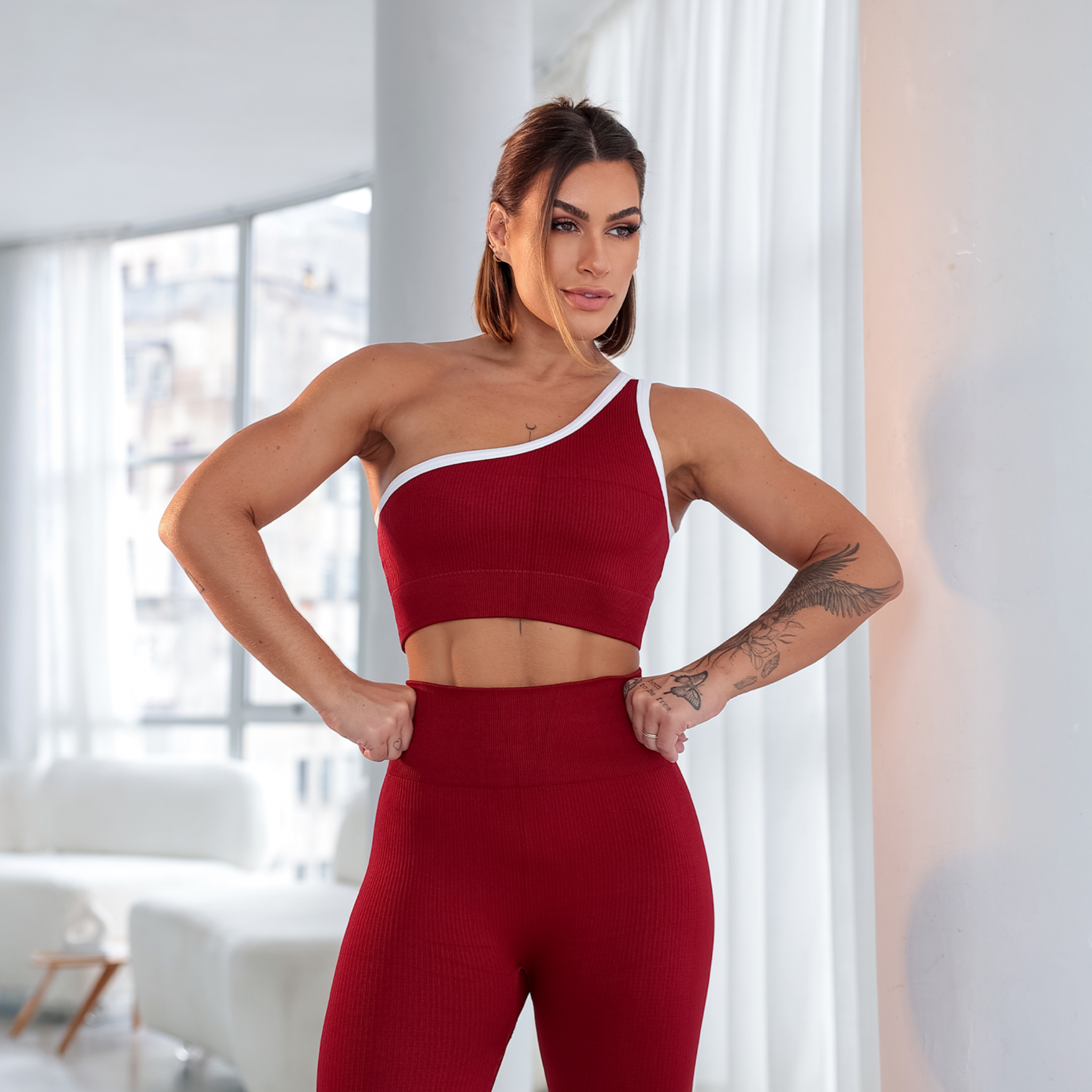 Conjunto One Shoulder Power