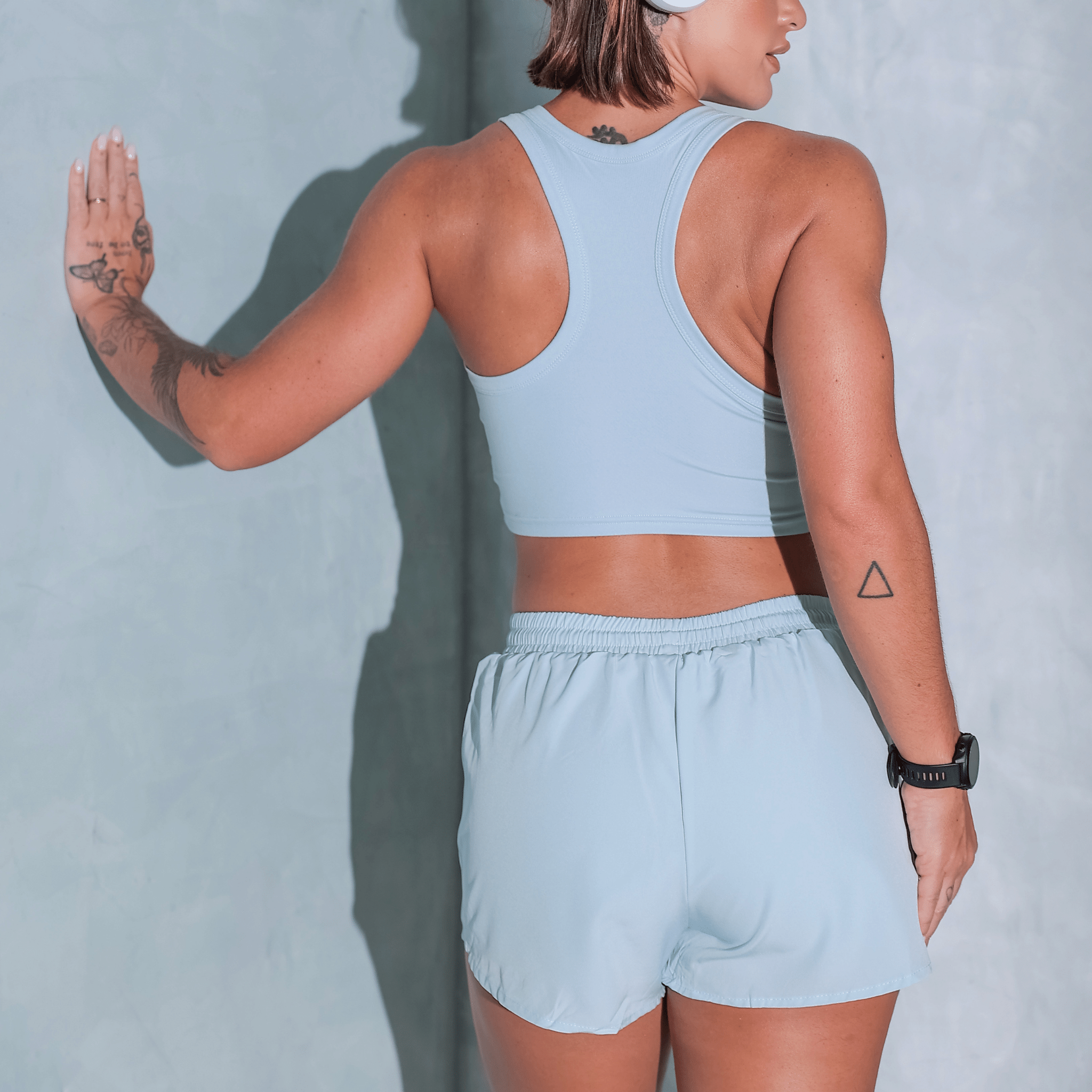 Conjunto Esportivo com Short Duplo e Regata - Miss Blessed Modas