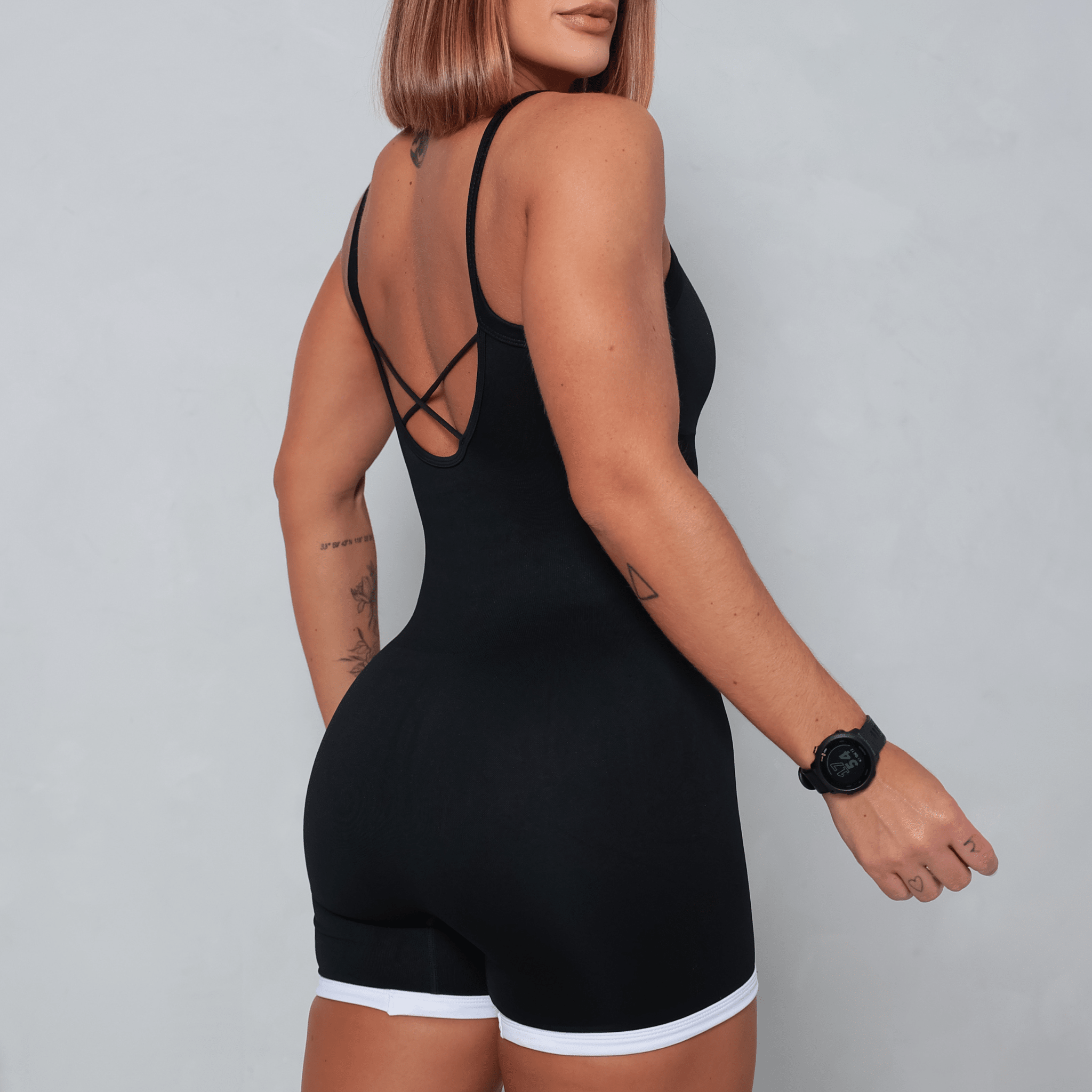 Macaquinho Cross Back - Miss Blessed Modas