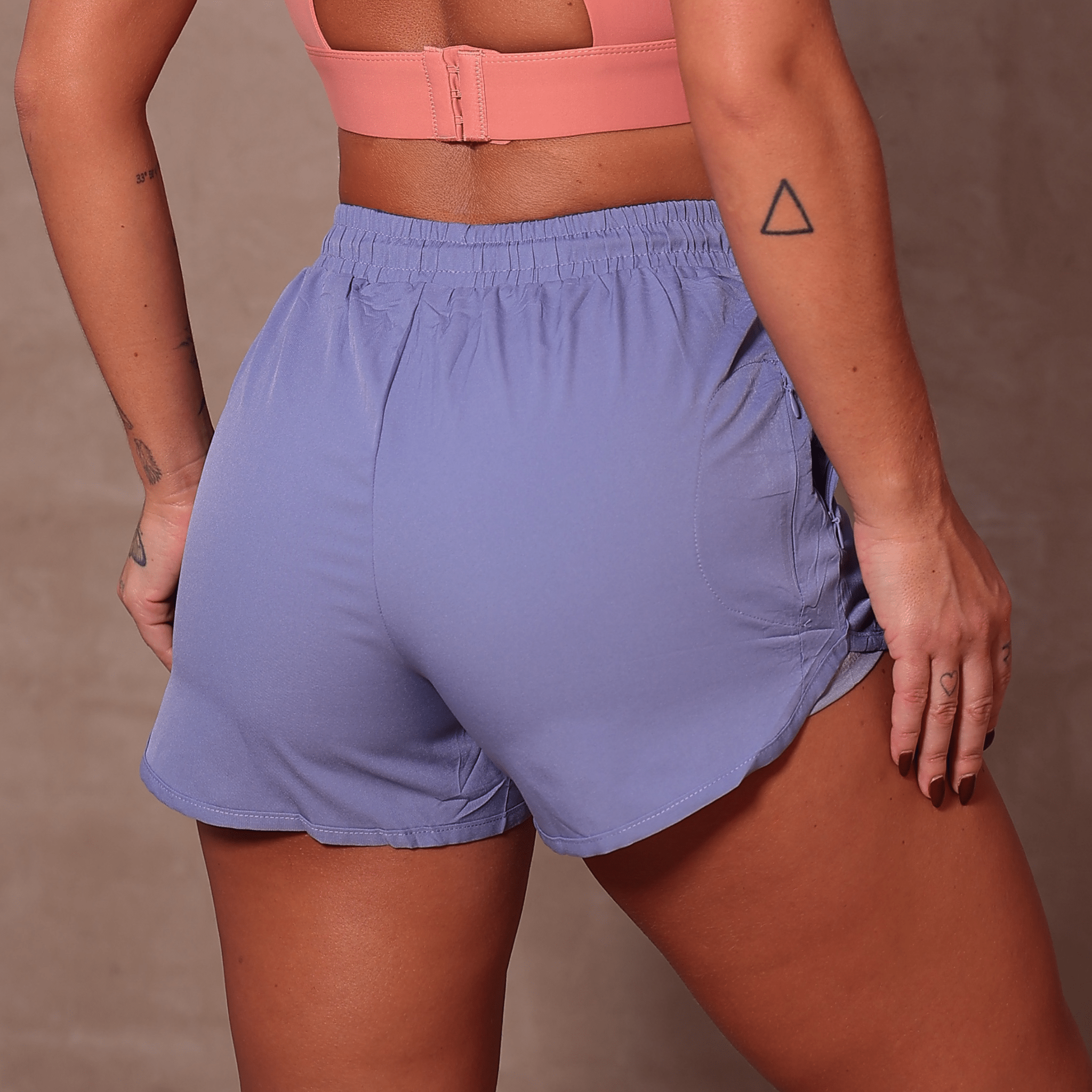 Shorts Duplo Três Bolsos com Zíper - Miss Blessed Modas