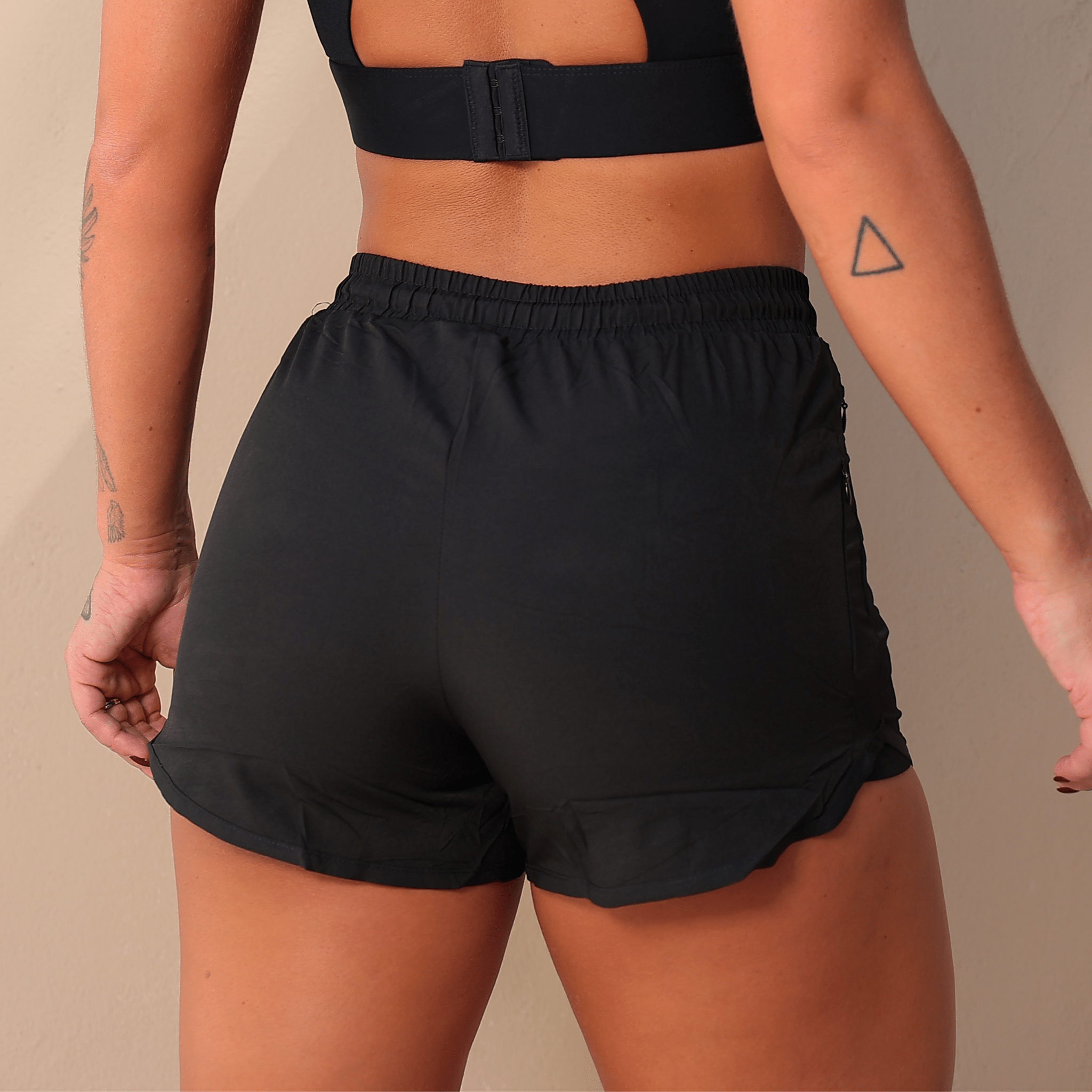 Shorts Duplo Três Bolsos com Zíper - Miss Blessed Modas